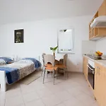 Ve-ro אופטיה
